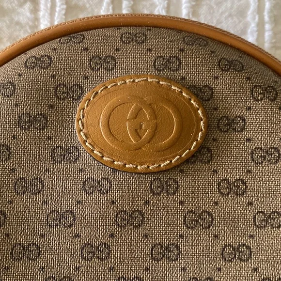 Vintage Gucci Pouch - Picture 3 of 5